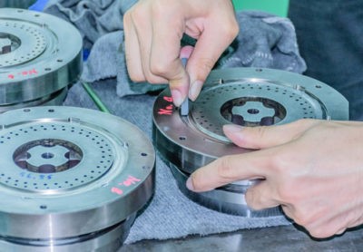 the mold polishing process