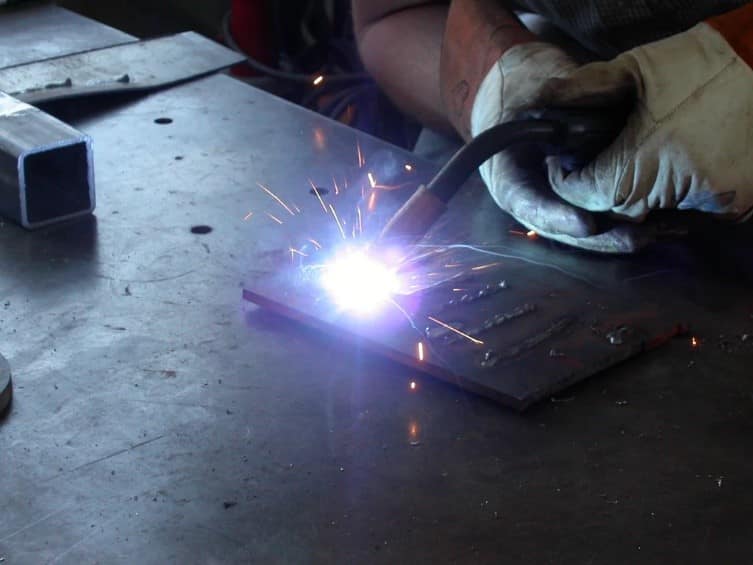 What are the 3 Disadvantages of Mig Welding? 