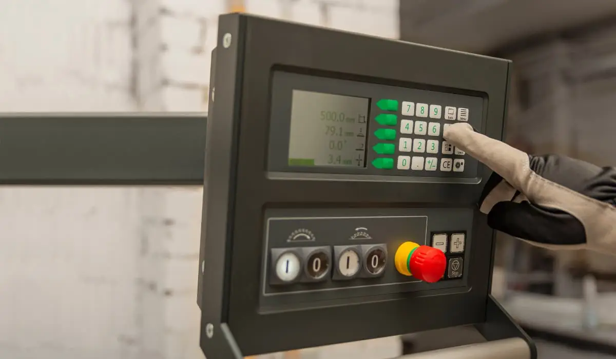cnc programming control