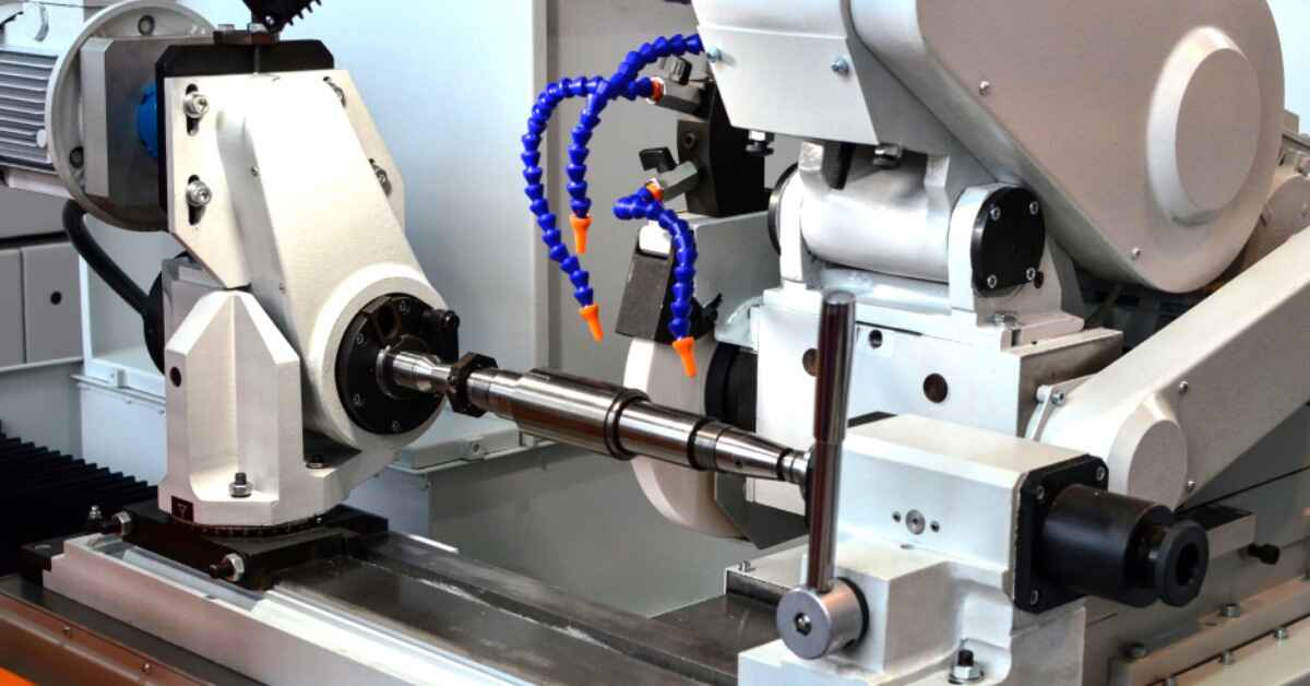 Cylindrical grinding machine