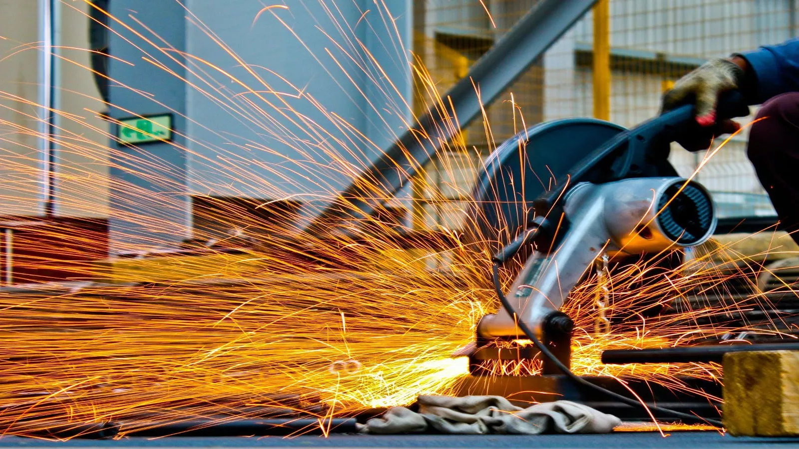 metal fabrication.jpg