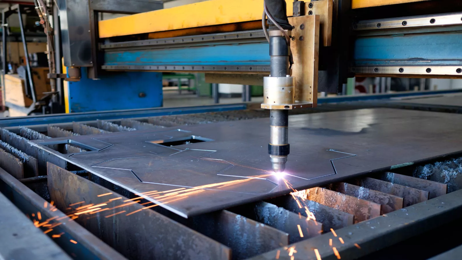 plasma cutting.jpg