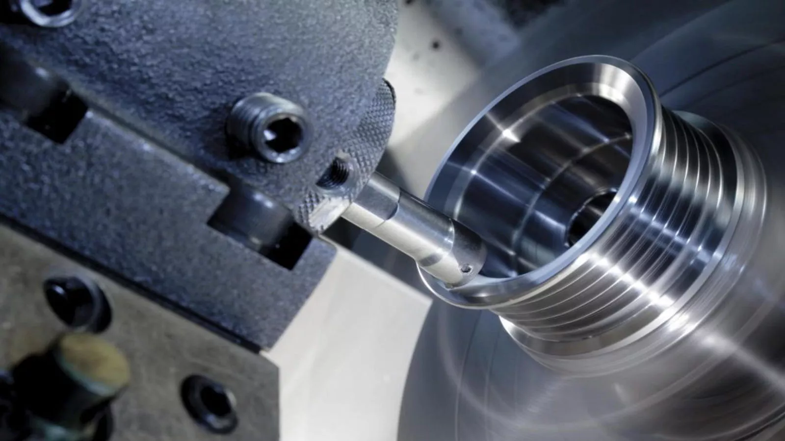 boring machining.jpg